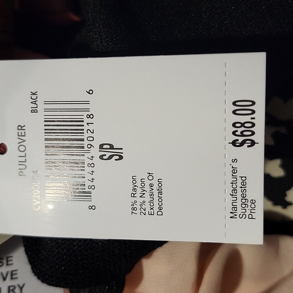 Carmen black shirt shirt with pearl necklace   Size Medium NWT - Picture 4 of 4